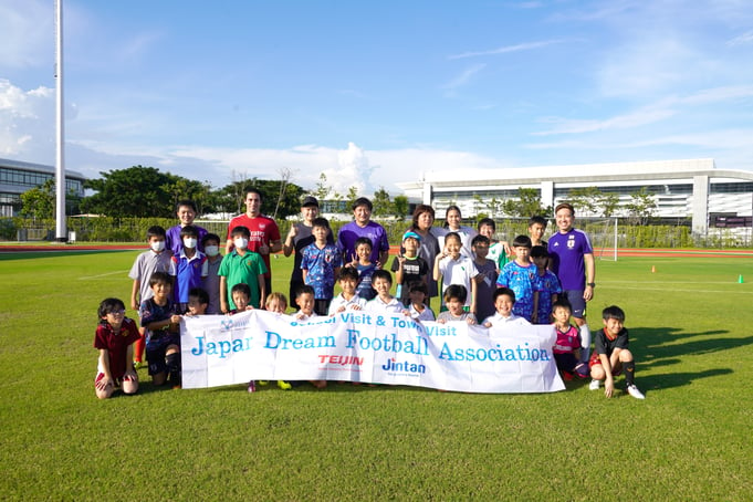 Former J League Footballer holds Soccer Skills Clinic at VERSO